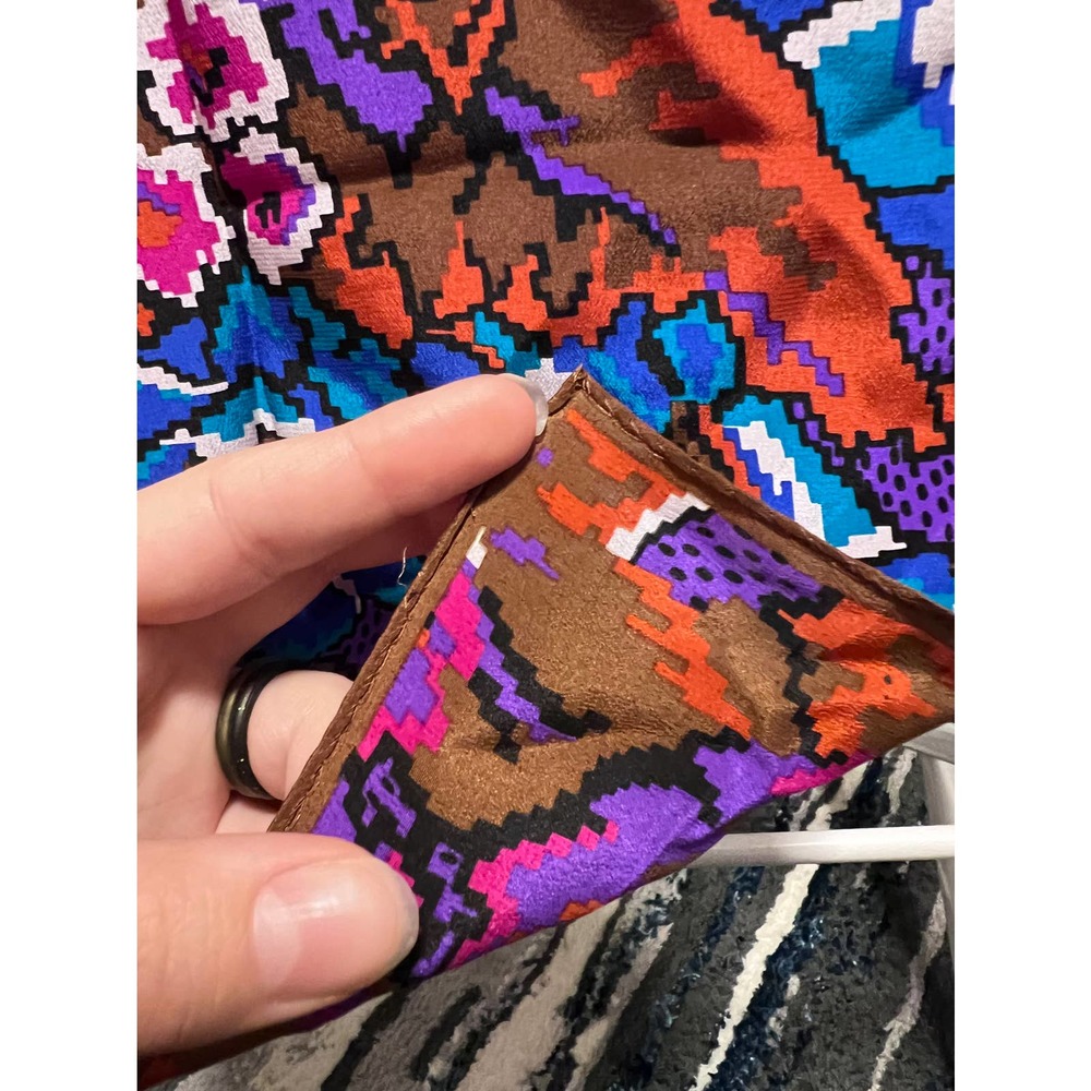 Vintage Rectangular Pixelated Pattern Scarf - image 2